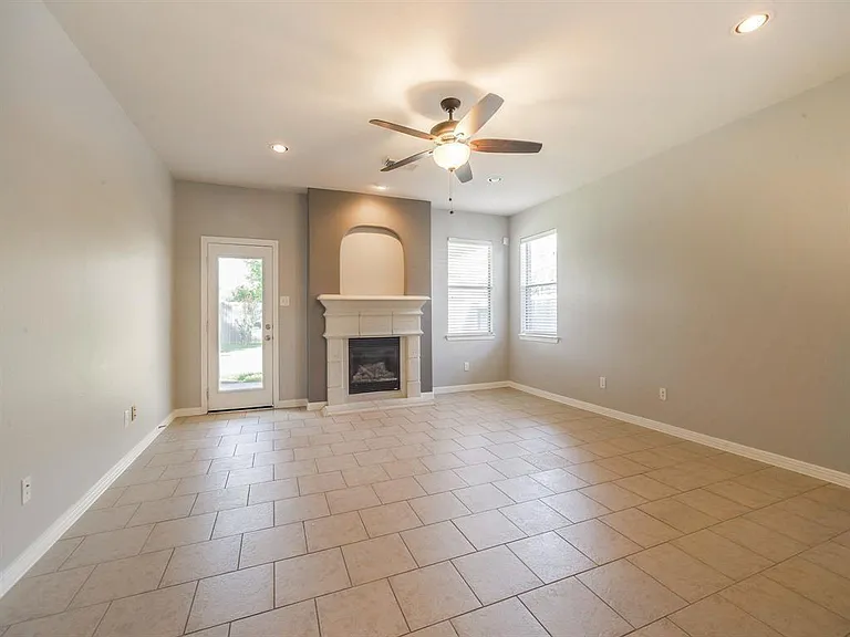 5511 Wild Milberry Dr — Photo 9