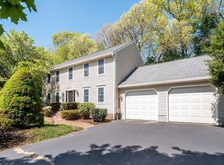40 Fieldcrest Dr, Bridgewater, MA 02324