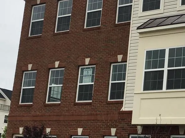 7575 Crowley St, Hanover, MD 21076