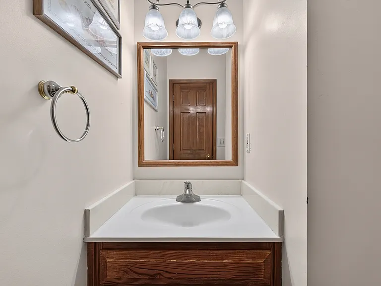 14510 S Kaw Dr — Photo 17