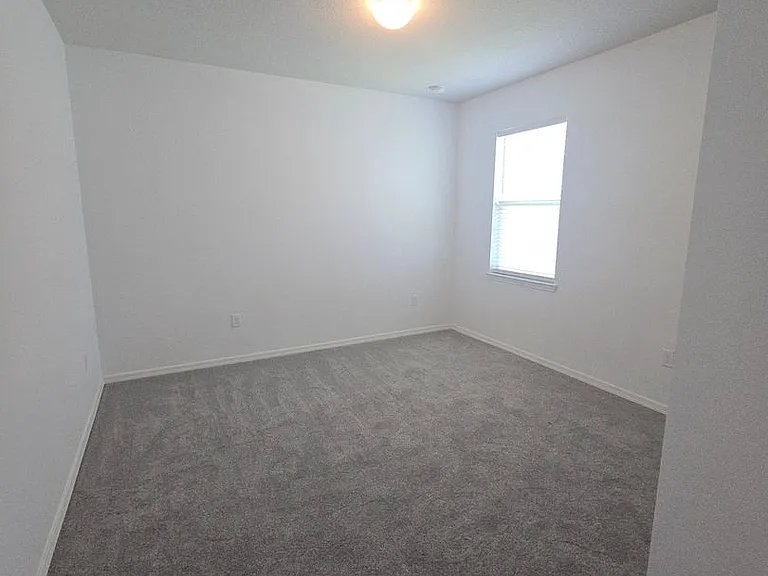 1098 Michelangelo Ln — Photo 11