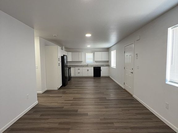 3rd image of 634 Colinwood Ct #632