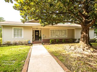 620 E 9th St, El Dorado, AR 71730