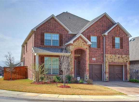 2nd image of 3501 Treetop Dr