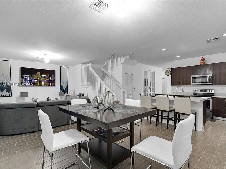 5113 NW 52nd St #5113 — Photo 5