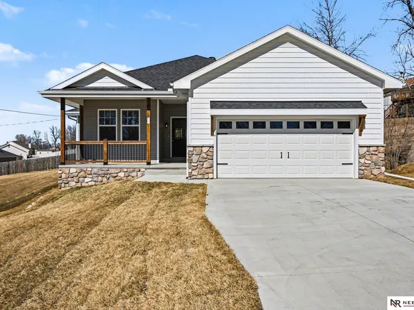 8507 Riverdale Rd, Plattsmouth, NE 68048