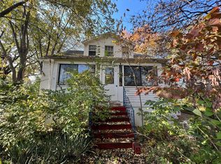 965 Graham Rd, Florissant, MO 63031