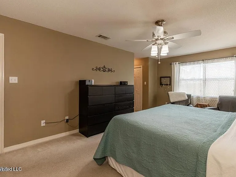 16222 Saddle Dr — Photo 22