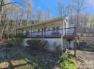 477 W Ridge Dr, Burnsville, NC 28714