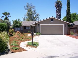 1750 Cerra Vista Dr, Hollister, CA