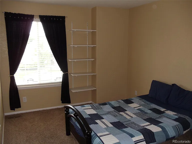 155 Hampstead Ave — Photo 14