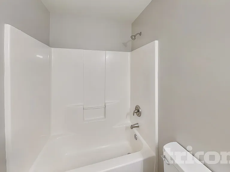 253 Aershire Ct — Photo 14