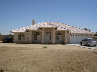 6532 Chevoit Rd, Phelan, CA 92371