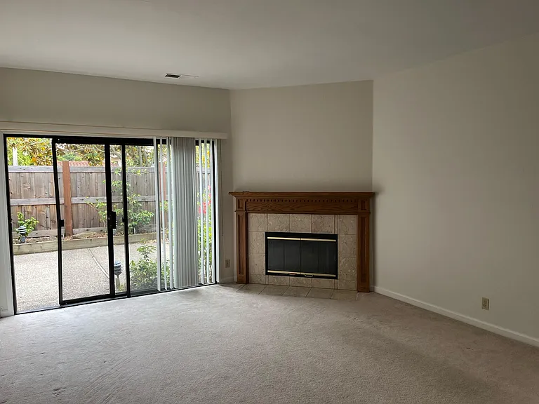 6033 Mount Hamilton Ct — Photo 5