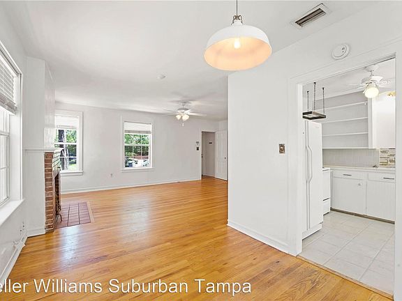 4th image of 3918 W Santiago St