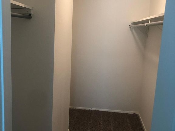 2nd image of 5504 Creekwood Dr APT 1052