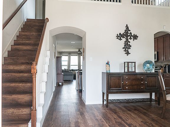 4th image of 9100 Brook Hill Ln
