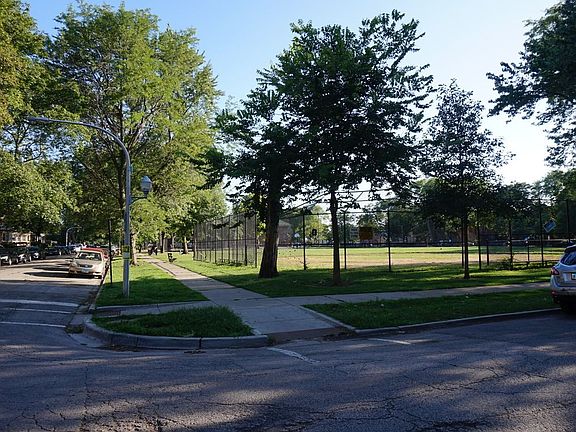 5th image of 6112 N Talman Ave