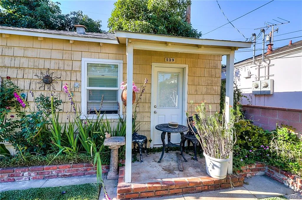 1 bed, 400 sqft, $1,750 — Photo 2