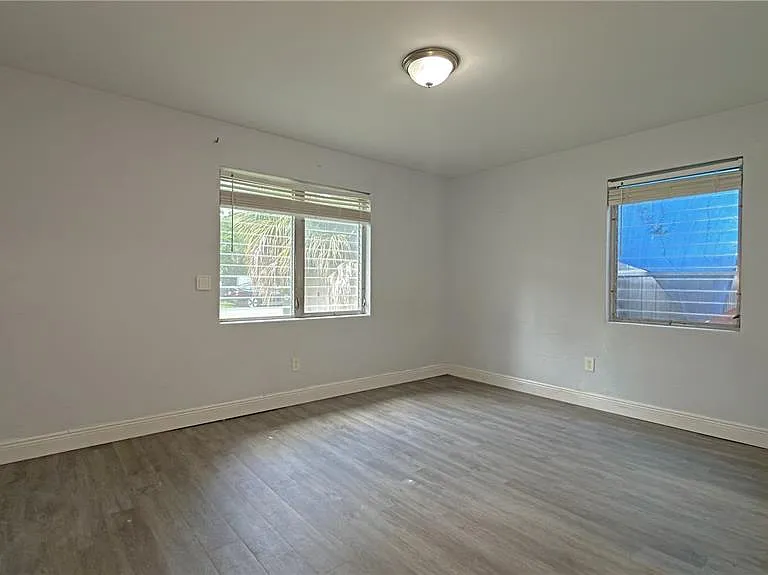 126 Palm Dr — Photo 21