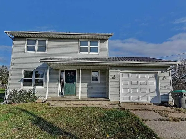 703 E 5th St, West Liberty, IA 52776