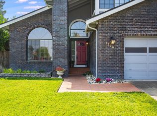 1220 Willow Ct, Gilroy, CA 95020