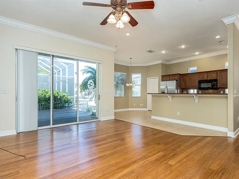 10639 Hatteras Dr — Photo 5