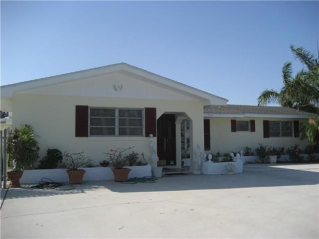 1st image of 7951 W Lake Dr