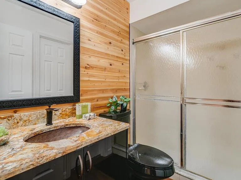 15080 Riverbend Blvd — Photo 15