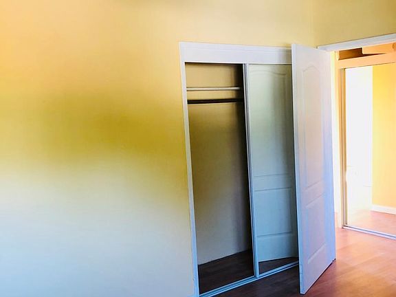 3rd image of 611 Virginia St APT 20
