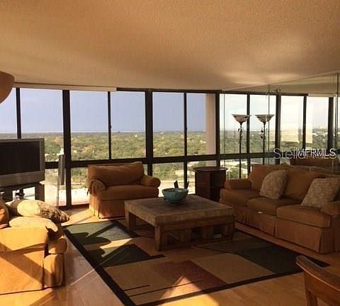3rd image of 3301 Bayshore Blvd Unit 1810A