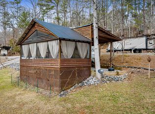 18 2nd St, Ellijay, GA 30540