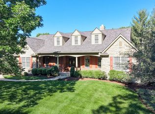 8000 Chinquapin Ln, Cincinnati, OH 45243