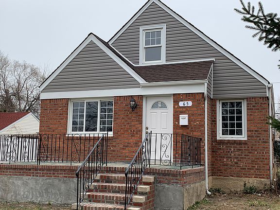 3rd image of 65 Crystal St