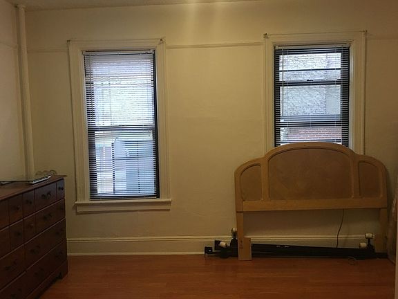 3rd image of 2315 28th Ave APT 3R