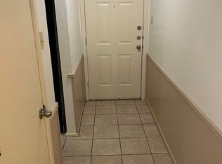 9806 Jordan Ave APT B, Lubbock, TX 79423