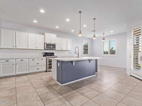 3rd image of 2236 W Aston Dr