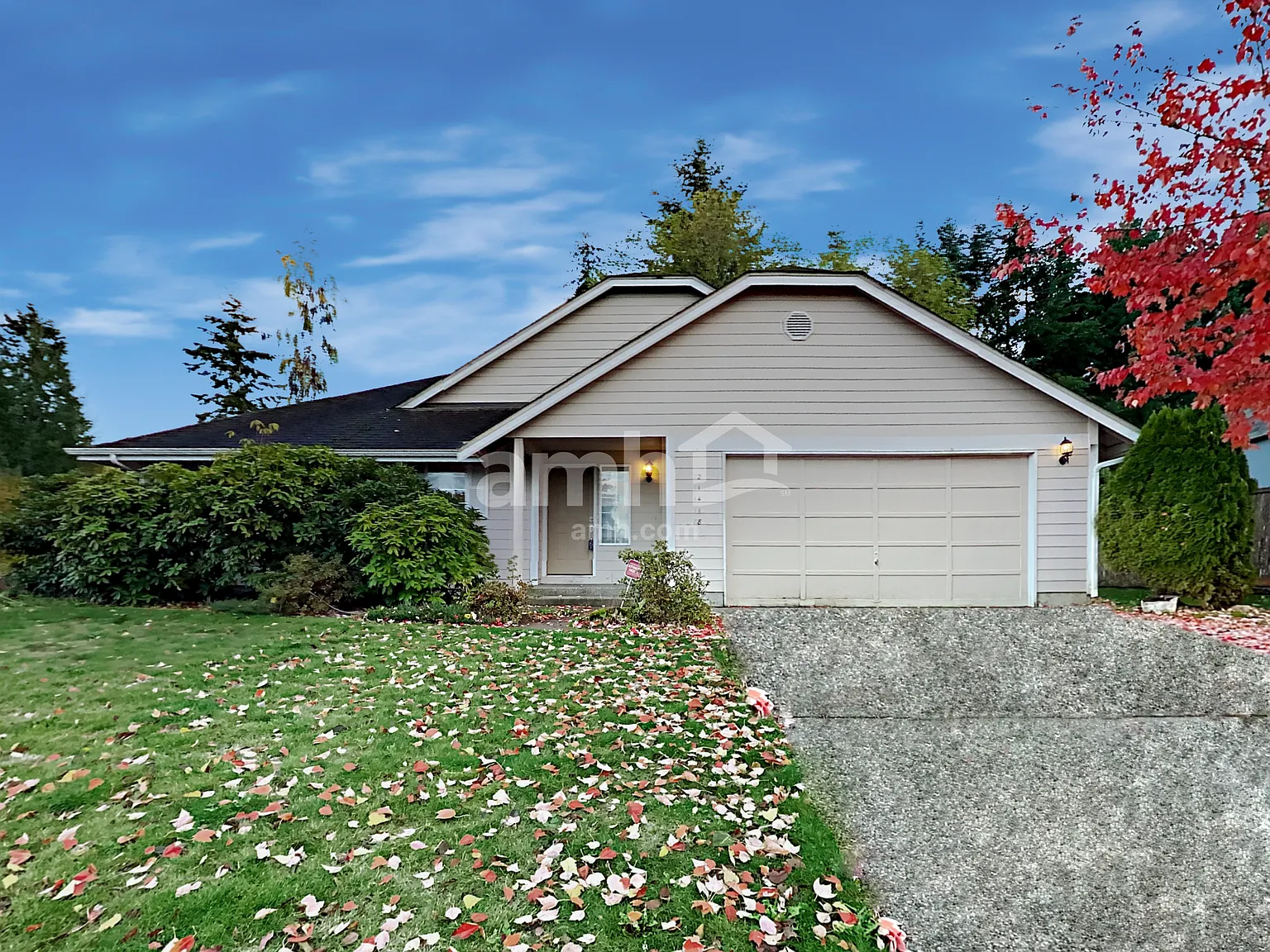 3 bed, 2.0 bath, 1622 sqft, $3,305 — Photo 1