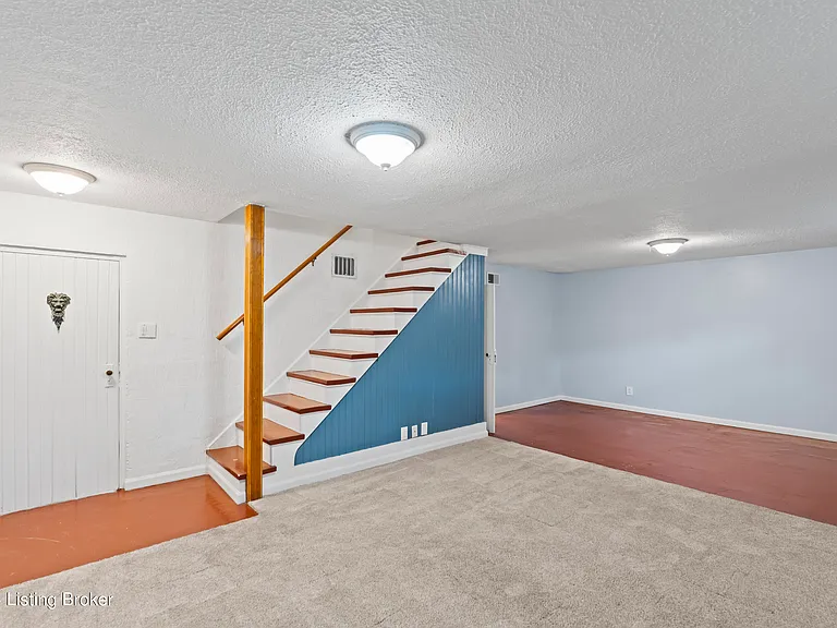 3810 Norbourne Blvd — Photo 26