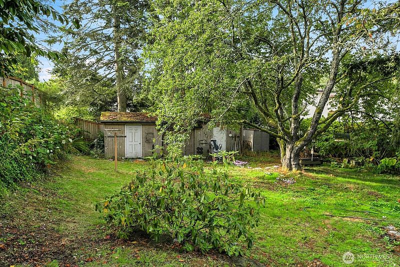 5th image of 317 N 138th Street