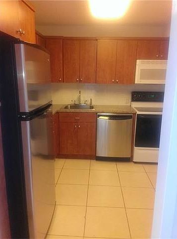 1st image of 5701 Collins Ave APT 608
