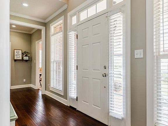 5th image of 5600 Nutmeg Cir