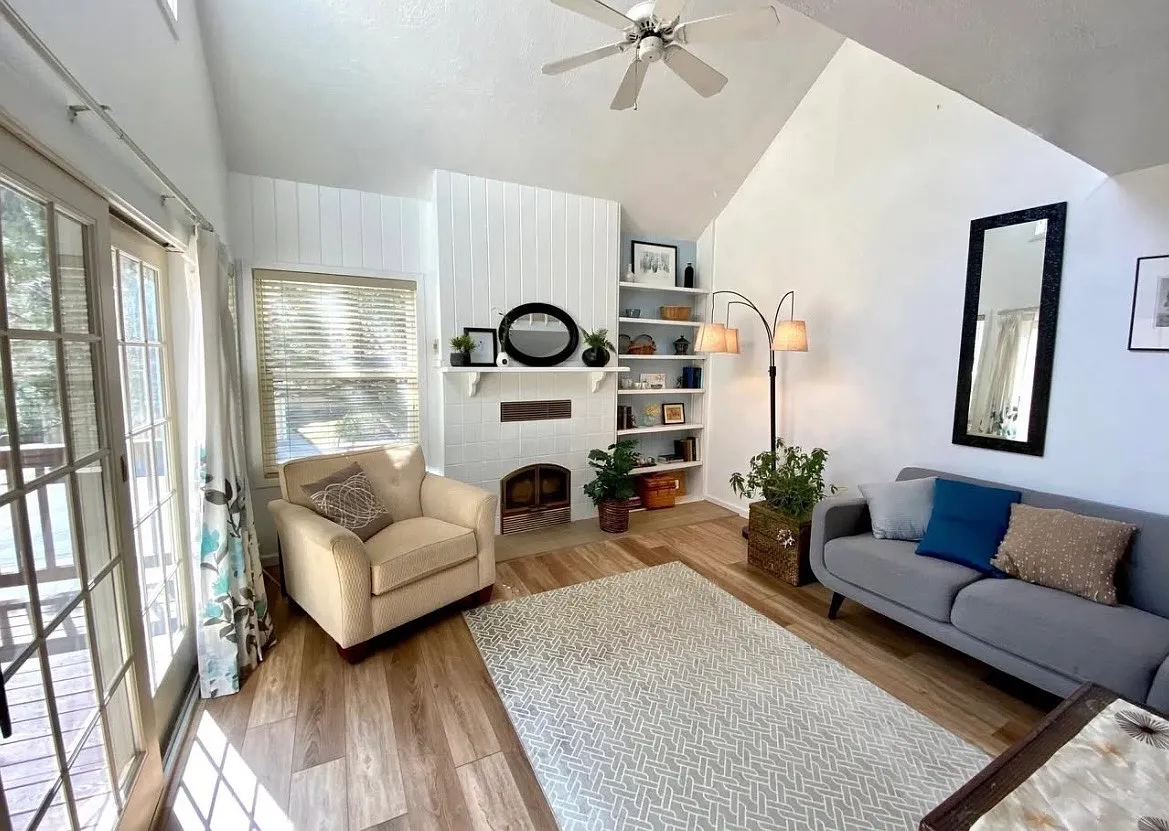 3 bed, 1792 sqft, $850 — Photo 2