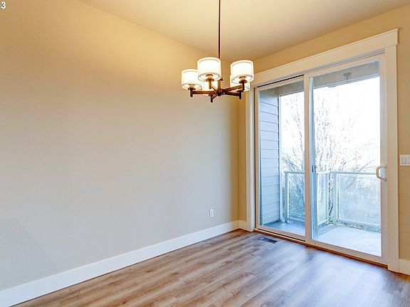 2nd image of 10400 NE 82nd Ave APT 21