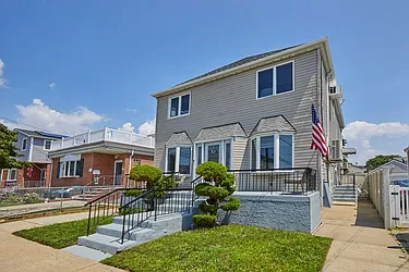 542 Beach 129th Street