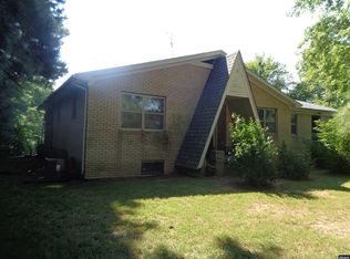 857 Vale Rd, Troy, TN 38260