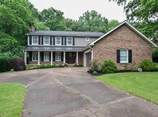 8931 Whispering Tree Ln, Evansville, IN 47711