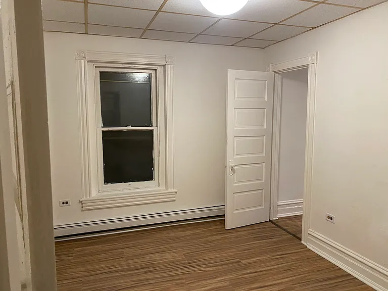 36 S 18th St #2 — Photo 6