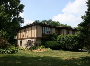 614 Hawthorne Rd, Frankfort, IL 60423