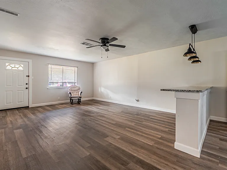 308 Franklin Dr — Photo 9